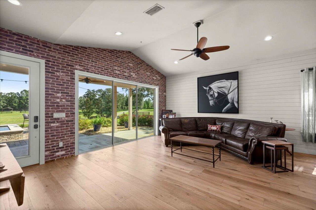 11140 NW 160th Avenue, Morriston, FL 32668 Photo