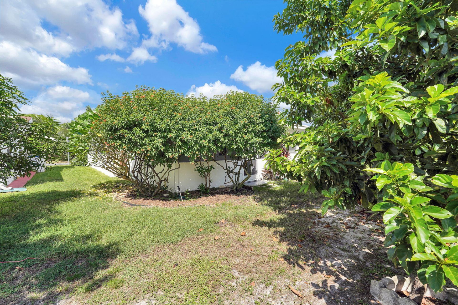 1050 NW 73rd Terrace, Margate, FL 33063 Photo