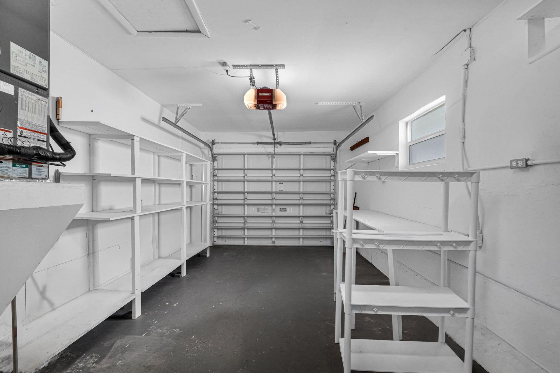 1050 NW 73rd Terrace, Margate, FL 33063 Photo