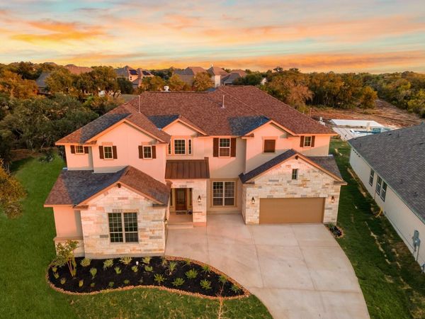 797 LILLY BLF, Castroville, TX 78009