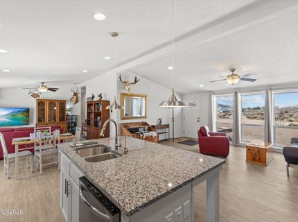 105 Arabian Way, Reno, NV 89508 Photo