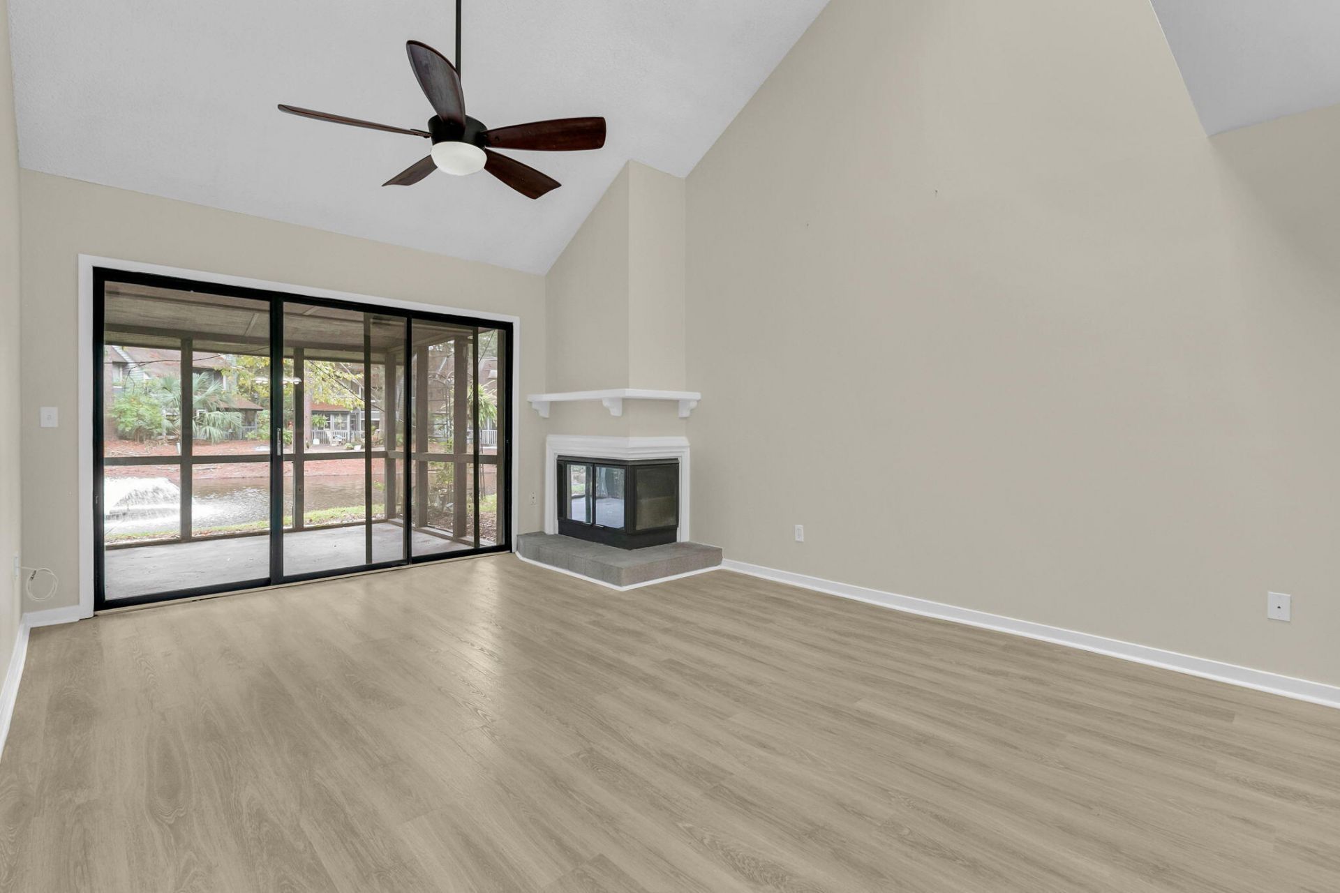 1105 Hidden Cove Drive Photo 13