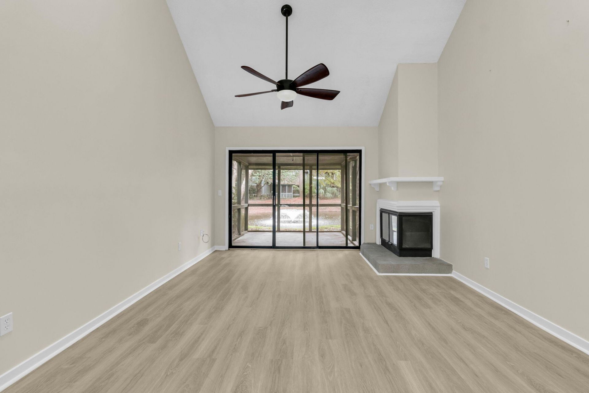 1105 Hidden Cove Drive Photo 14