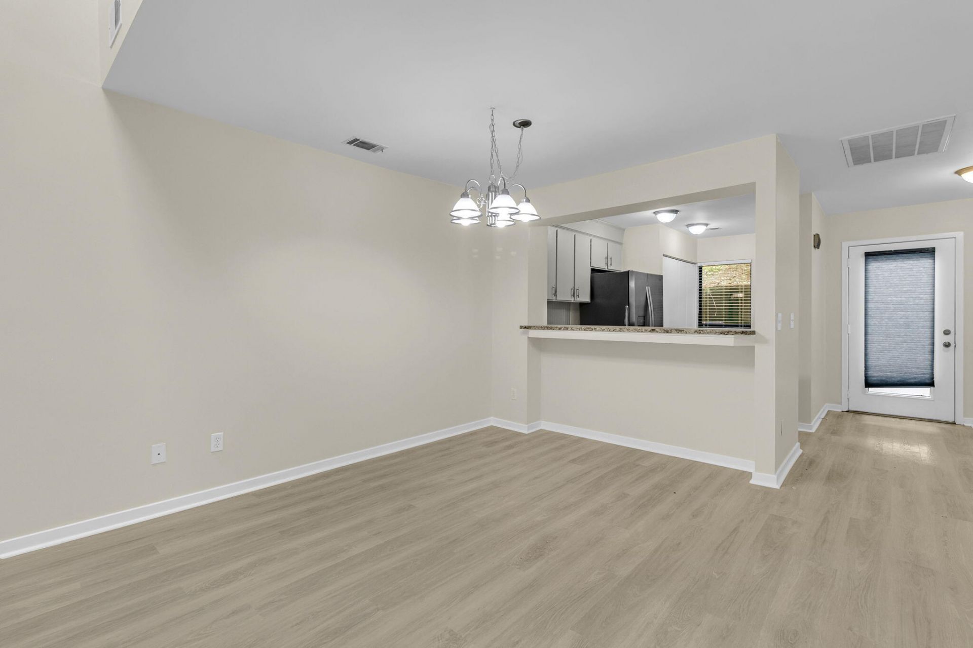 1105 Hidden Cove Drive Photo 18