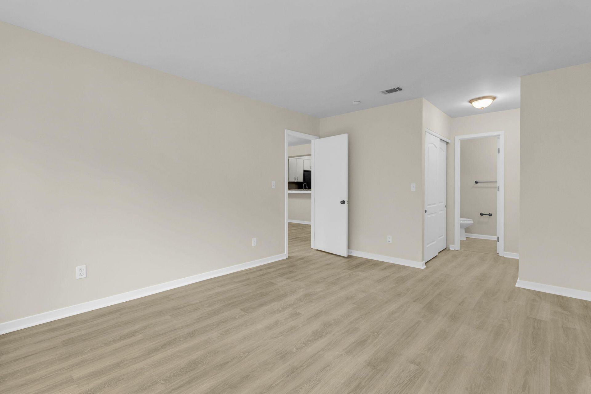 1105 Hidden Cove Drive Photo 21
