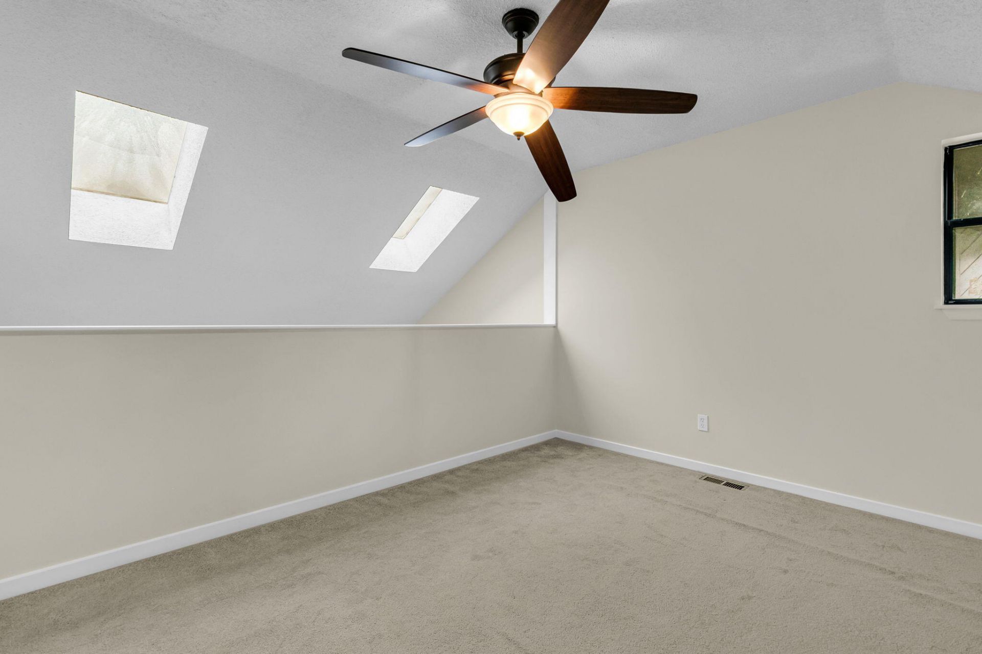 1105 Hidden Cove Drive Photo 28