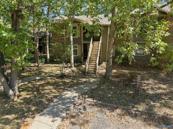 2067 Woodlawn Drive, Unit 2067, Huntsville, AL 35802
