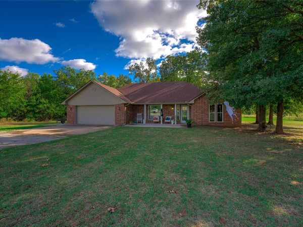 785 Tilghman Drive, Chandler, OK 74834