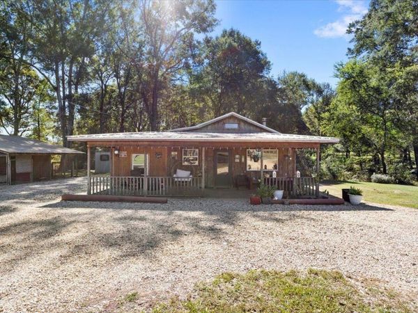 360 Hunt Rd., Foxworth, MS 39483