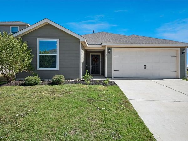1908 Pondera Street, Ponder, TX 76259