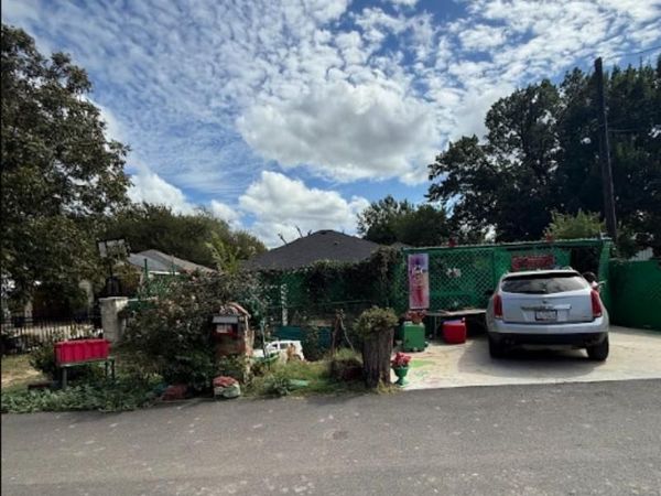2330 Echo Lake Drive, Dallas, TX 75253