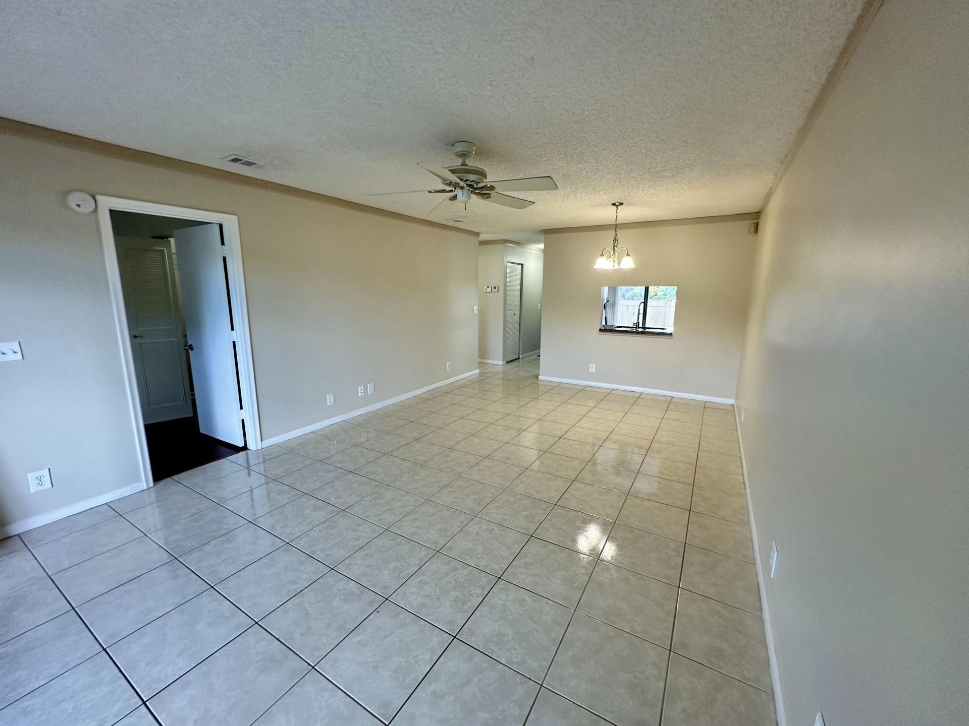 535 Banks Road, Unit 2-521, Margate, FL 33063 Photo
