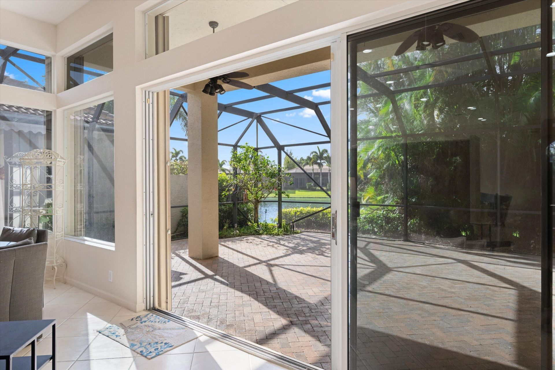 4017 Manchester Lake Drive, Lake Worth, FL 33449 Photo