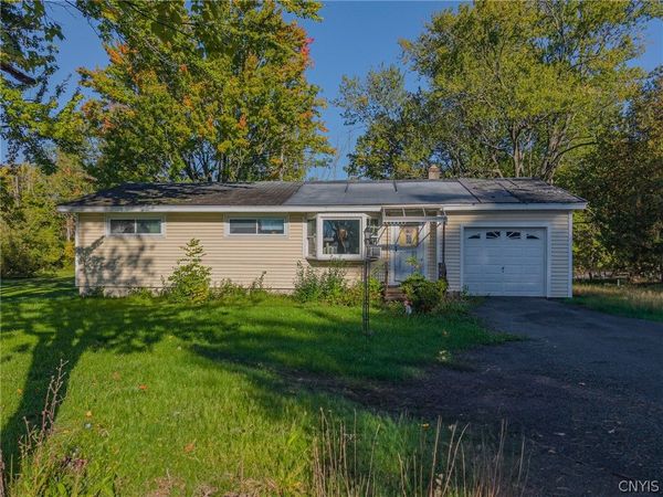 715 N Peterboro Street , Canastota, NY 13032