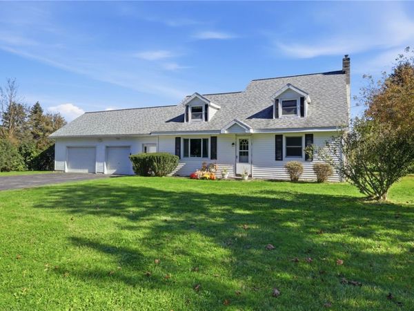3366 Ontario Center Road , Walworth, NY 14568