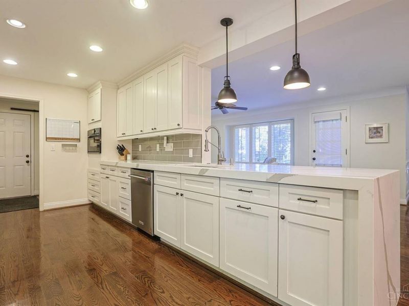 3927 West Street, Mariemont, OH 45227 Photo 15