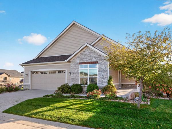 3909 NW Greenwood Lane, Ankeny, IA 50023