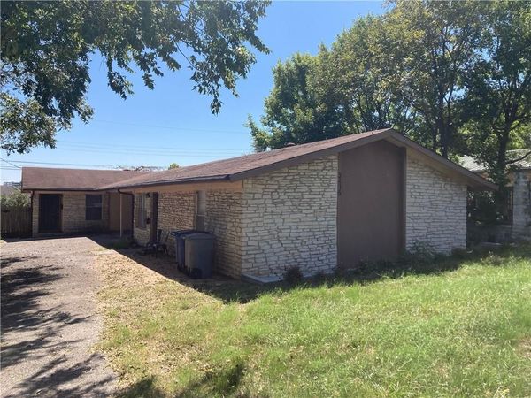 3405 Dolphin DR, Unit B, Austin, TX 78704