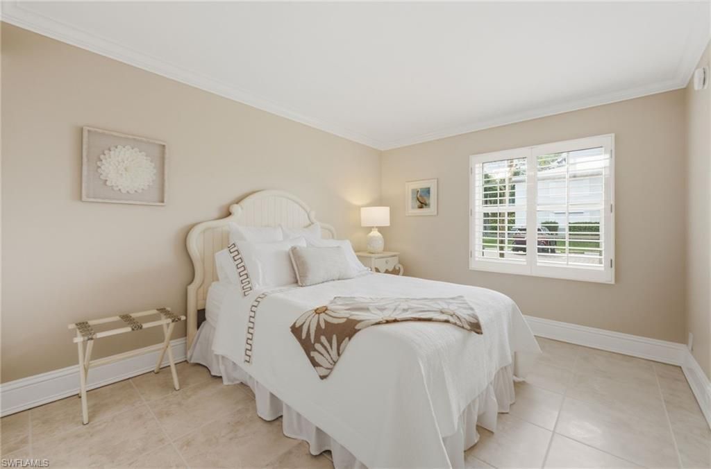 666 3rd St S, Unit 101, Naples, FL 34102 Photo