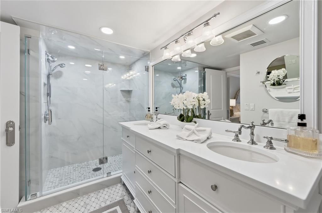 666 3rd St S, Unit 101, Naples, FL 34102 Photo