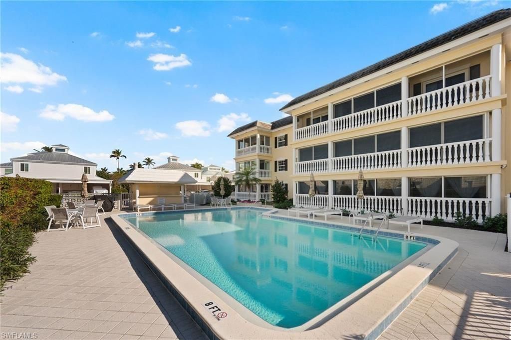 666 3rd St S, Unit 101, Naples, FL 34102 Photo