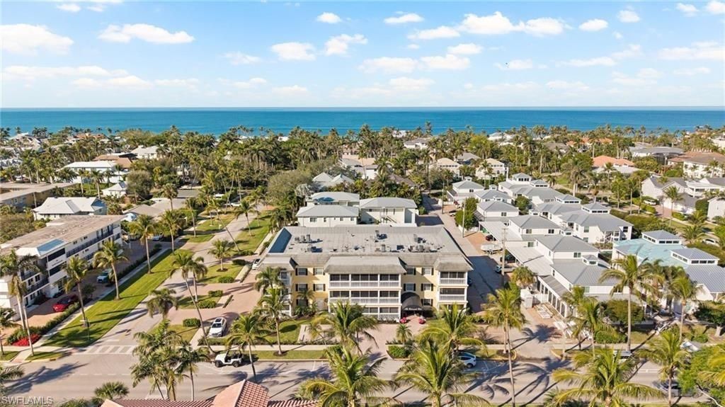 666 3rd St S, Unit 101, Naples, FL 34102 Photo