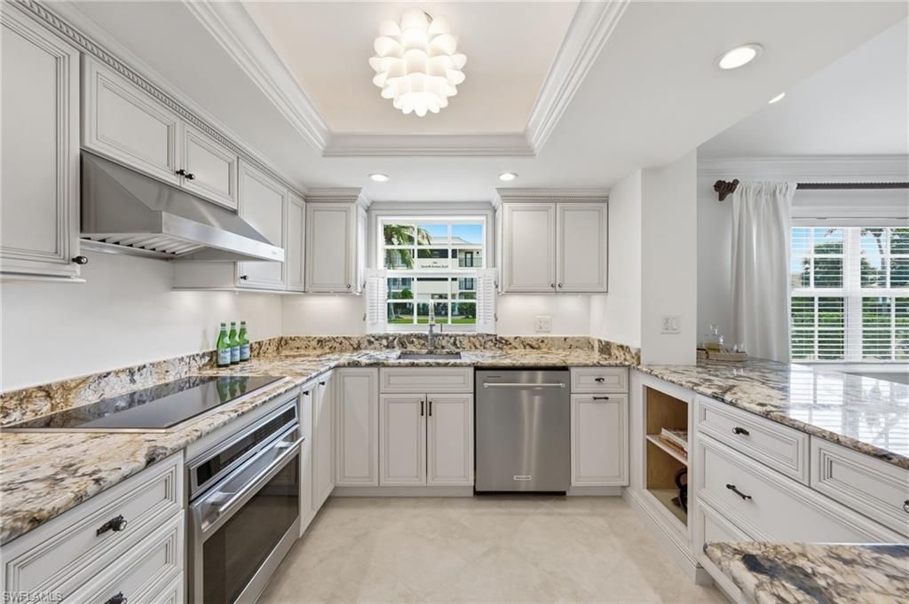 666 3rd St S, Unit 101, Naples, FL 34102 Photo