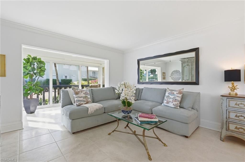 666 3rd St S, Unit 101, Naples, FL 34102 Photo