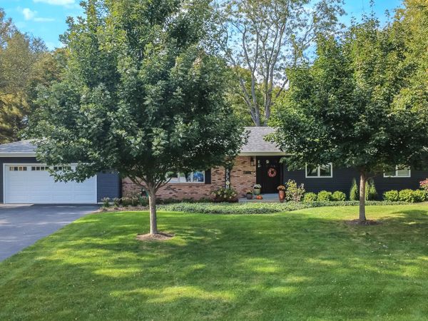 3895 N CHAMLIN Drive , Morris, IL 60450