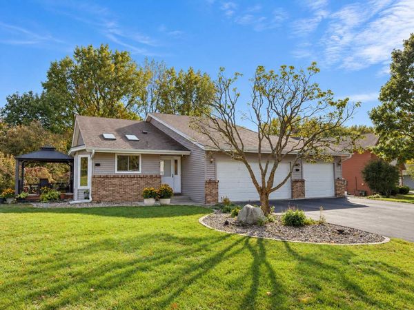 1814 Walnut Lane, Eagan, MN 55122