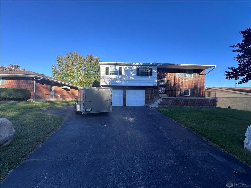 544 Liscum Drive, Dayton, OH 45417 Photo 2
