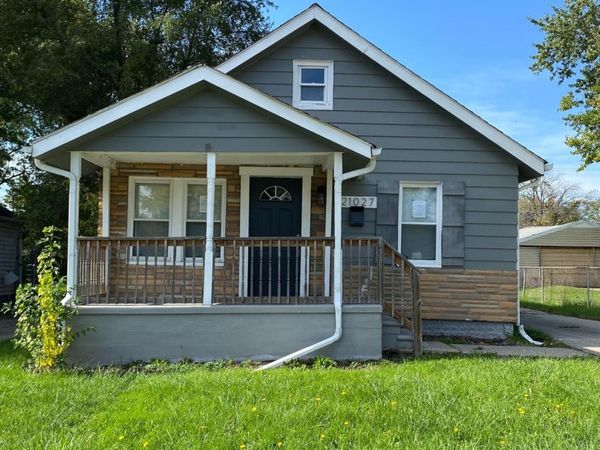 21027 Gentner Street , Warren, Mi 48089