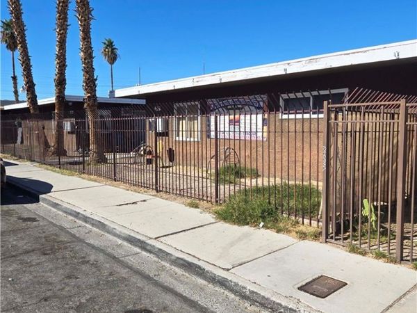 232 W Philadelphia Avenue , Unit 3, Las Vegas, NV 89102
