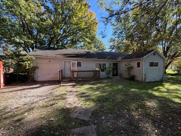 6457 York Road SW, Pataskala, OH 43062