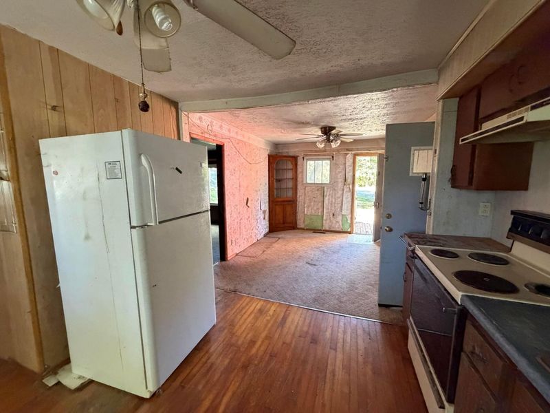 6457 York Road SW, Pataskala, OH 43062 Photo 3