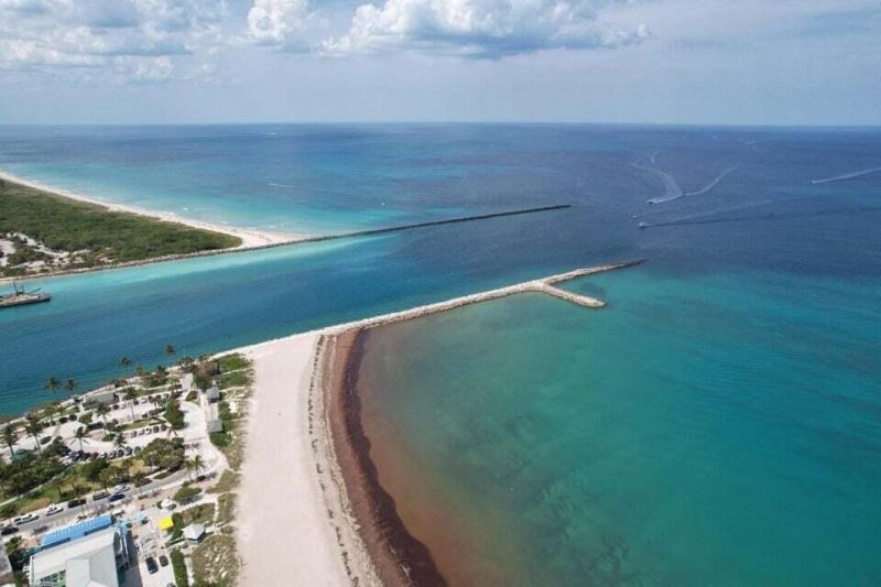 13 Harbour Isle Drive W, Unit PH02, Fort Pierce, FL 34949 Photo