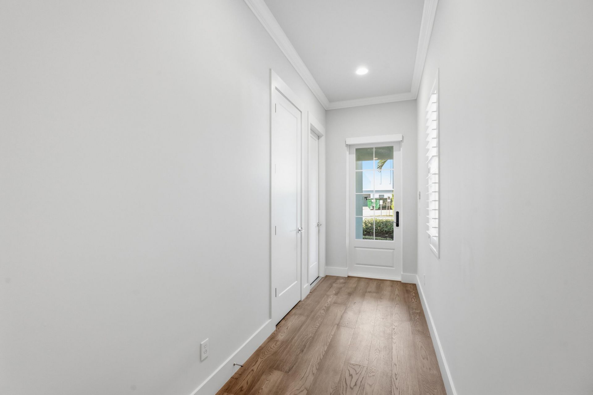 409 SE High School Avenue, Stuart, FL 34994 Photo