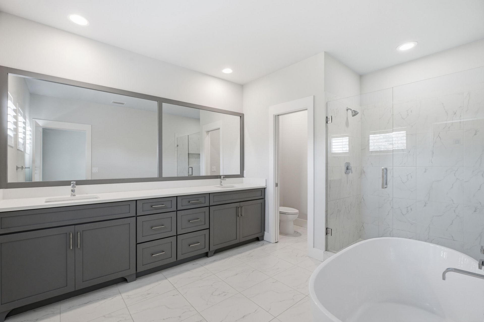 409 SE High School Avenue, Stuart, FL 34994 Photo