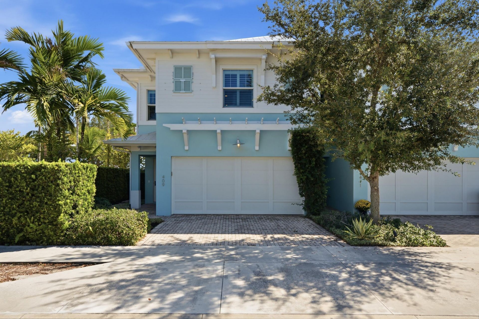 409 SE High School Avenue, Stuart, FL 34994 Photo