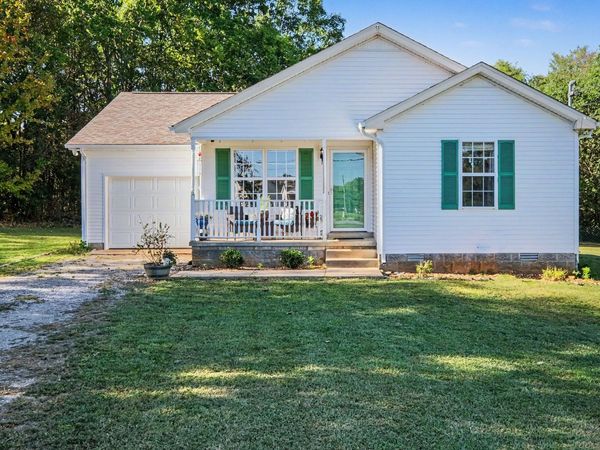1255 Dellrose Dr , Bell Buckle, TN 37020