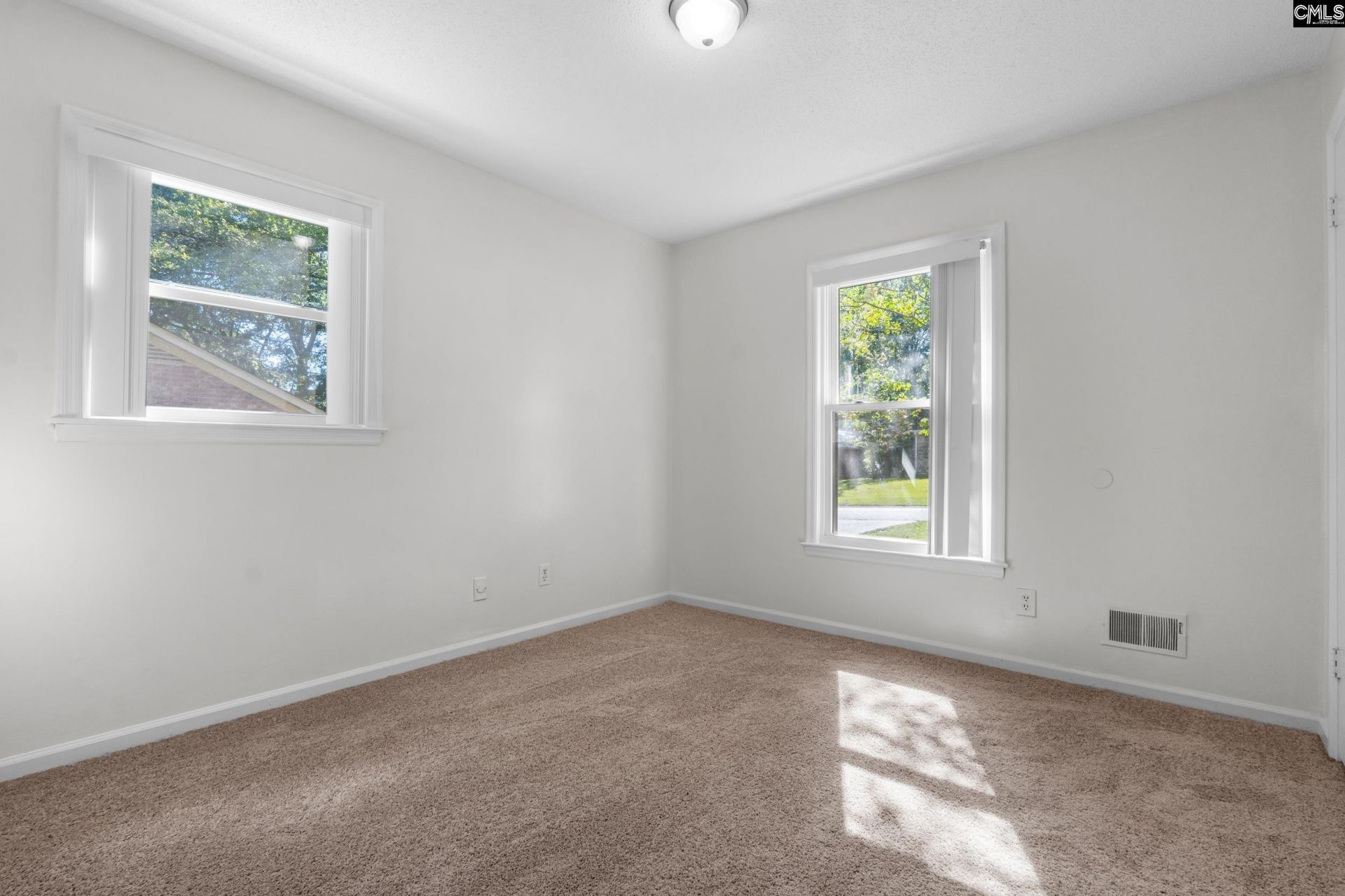 212 Maid Stone Road Photo 23