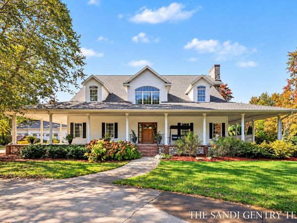 2622 Primrose Creek Drive, Fruitport, MI 49415
