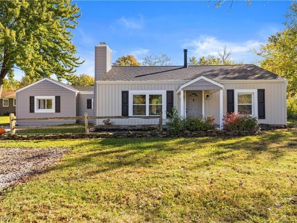 7833 Baumhart Road , Amherst, OH 44001