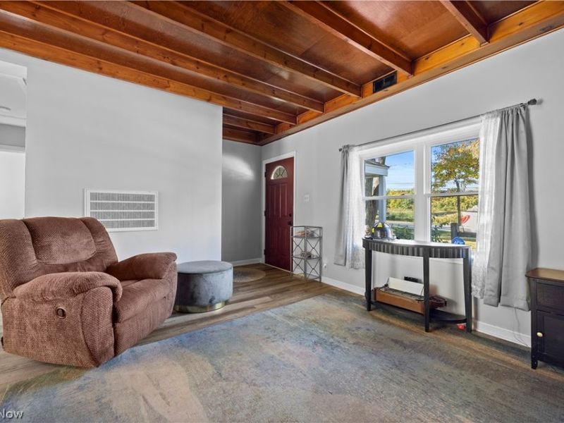 7833 Baumhart Road, Amherst, OH 44001 Photo 16
