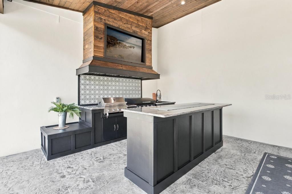 467 Long And Winding Road, Howey in the Hills, FL 34737 Photo