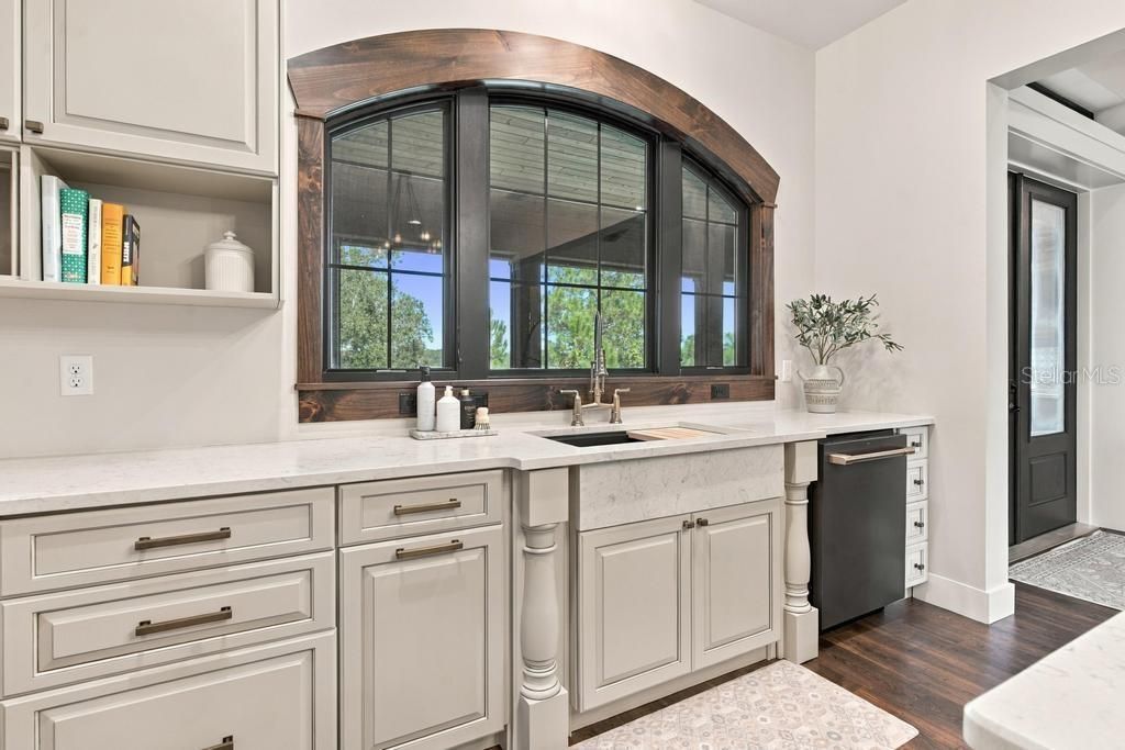 467 Long And Winding Road, Howey in the Hills, FL 34737 Photo