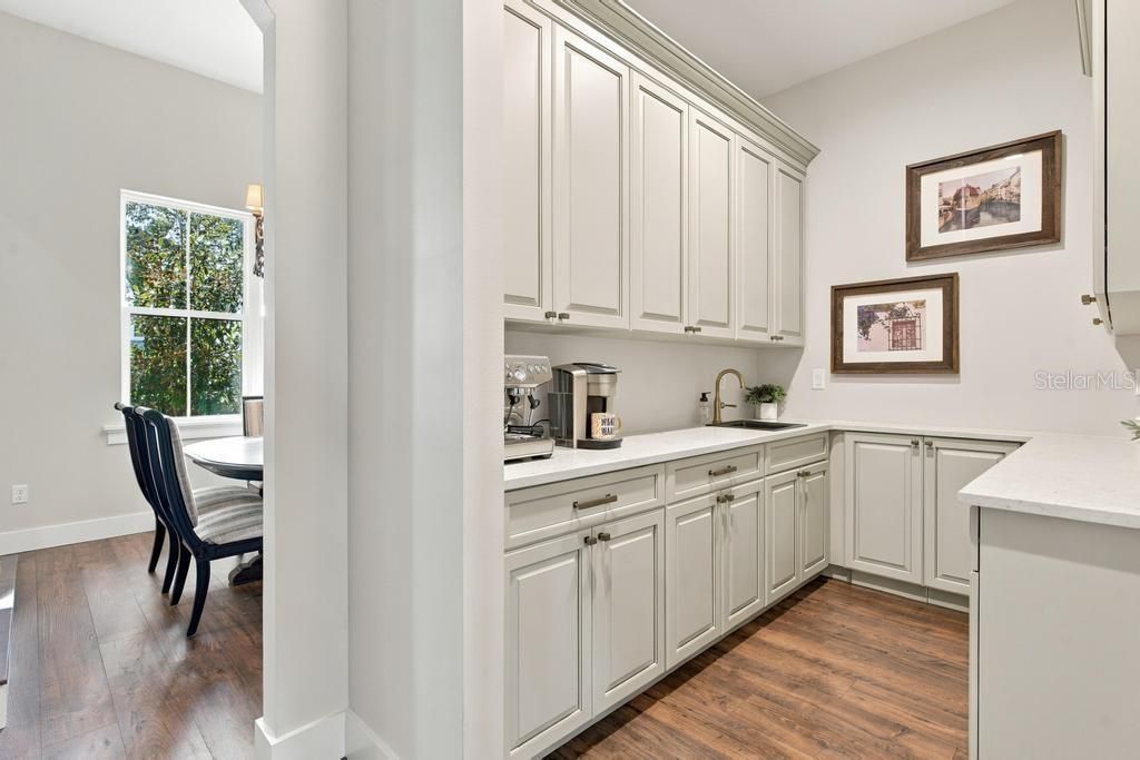 467 Long And Winding Road, Howey in the Hills, FL 34737 Photo