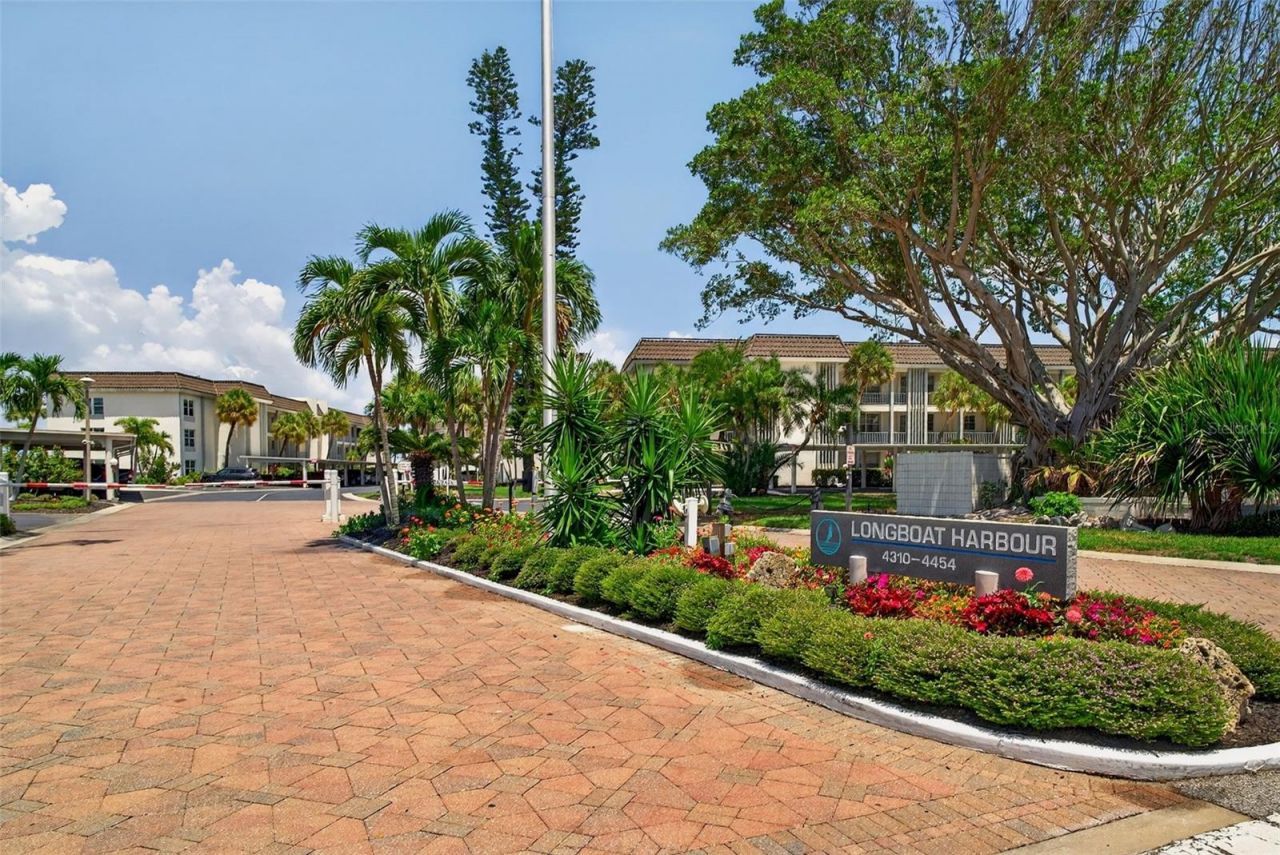 4330 Falmouth Drive, Unit 107, Longboat Key, FL 34228 Photo