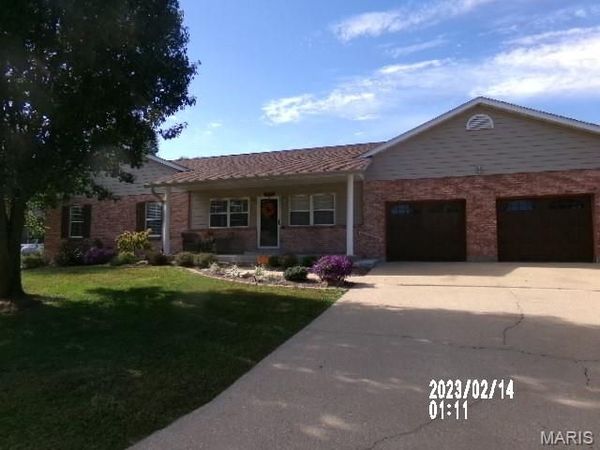 122 Maple Lane , Bourbon, MO 65441