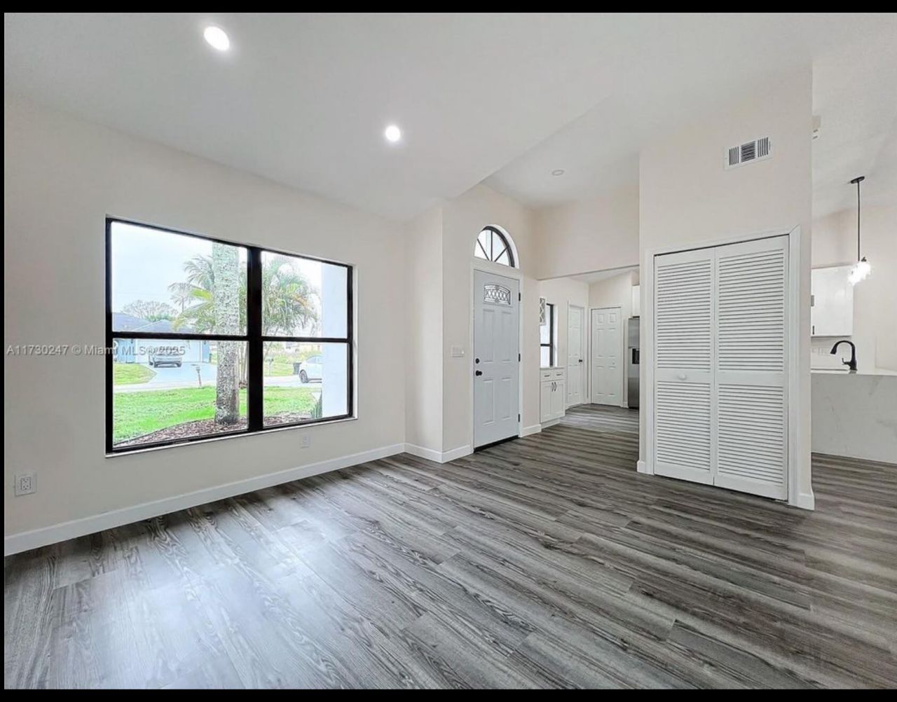 521 SW Rabbit Avenue, Port Saint Lucie, FL 34953 Photo